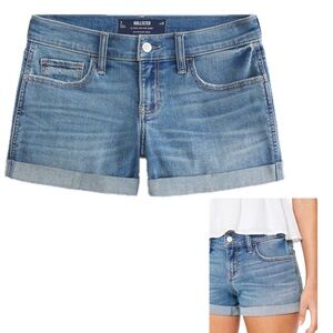 Hollister Low-Rise Medium Wash Denim Shorts Stretchy NEW 12